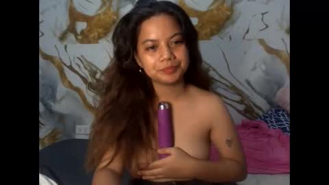 Snapshot of lexielar chatting on 05-19-26, 01:39 LEXIE online show from 05-19-26, 01:39