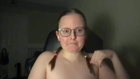 lexie online show from 02-25-25, 03:42