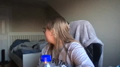 lexie online show from 03-07-25, 11:05