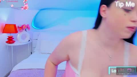 Snapshot of lexiepat chatting on 05-03-26, 05:13 Alex online show from 05-03-26, 05:13