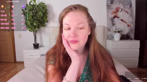 Snapshot of lexiflower1 chatting on 05-31-26, 05:26 Lexi online show from 05-31-26, 05:26