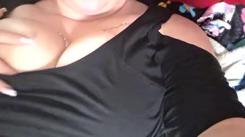 Lexi Lick online show from 10-28-25, 05:55