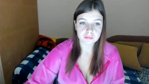 Snapshot of lexiluxlov chatting on 12-05-25, 07:50 Elisabeth online show from 12-05-25, 07:50