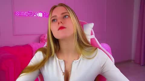 Lexi online show from 09-25-25, 06:50