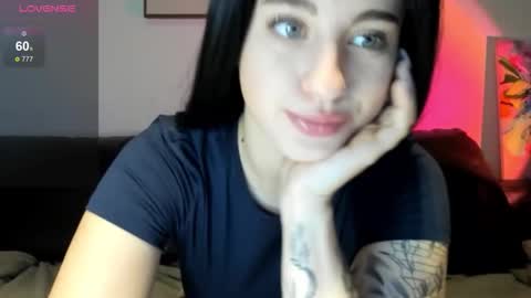 Snapshot of lexisinnn chatting on 11-22-25, 10:36 Lexi online show from 11-22-25, 10:36