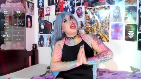 LEXXY online show from 12-17-24, 10:32