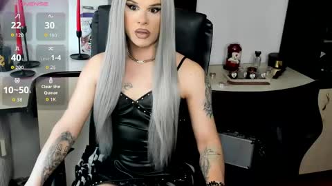 Snapshot of lexxymiss chatting on 05-25-26, 01:50 eva lexy you may call me Miss online show from 05-25-26, 01:50
