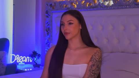 Snapshot of lexy_banks chatting on 05-22-26, 08:32 LexyBanks online show from 05-22-26, 08:32