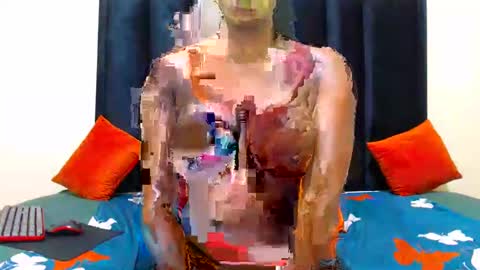 Silindile Caroline Madlala online show from 03-04-25, 09:43