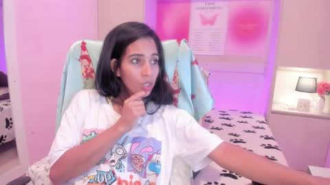 L I A  online show from 10-11-25, 10:19