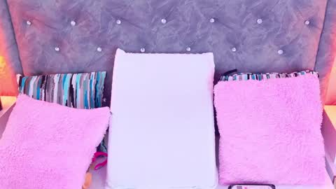 Lexy online show from 04-28-26, 07:41