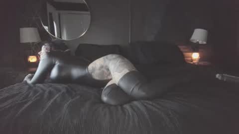 Snapshot of lexysexy301 chatting on 01-17-26, 09:40 Lexy Ashi online show from 01-17-26, 09:40