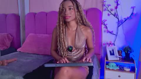 Snapshot of lexyskye chatting on 06-09-26, 01:12 lexyskye online show from 06-09-26, 01:12