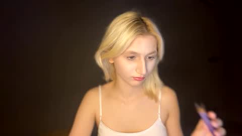 Leya online show from 11-26-25, 05:58