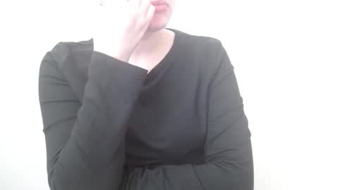 Snapshot of leyla_le chatting on 05-04-26, 06:09 Leyla online show from 05-04-26, 06:09