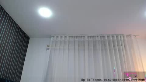 Snapshot of leylacliinton chatting on 10-21-25, 04:30 Leyla online show from 10-21-25, 04:30