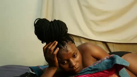 leylacuty13 online show from 03-12-26, 03:23