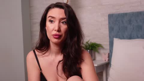 Snapshot of leylagracey chatting on 01-14-25, 05:08 LeylaGracey online show from 01-14-25, 05:08