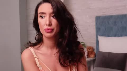 Snapshot of leylagracey chatting on 02-13-25, 04:54 LeylaGracey online show from 02-13-25, 04:54