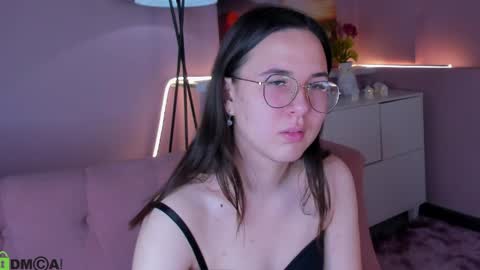 Snapshot of leylamirage chatting on 03-11-26, 12:22 leylamirage online show from 03-11-26, 12:22