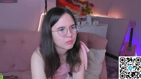 Snapshot of leylamirage chatting on 03-14-26, 12:21 leylamirage online show from 03-14-26, 12:21