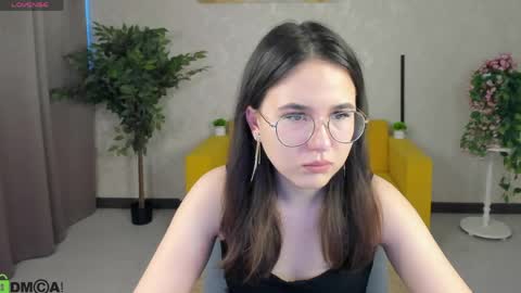 leylamirage online show from 03-31-26, 12:16