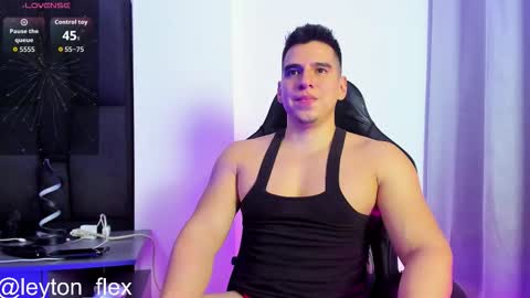 L E Y T O N online show from 10-08-25, 01:03