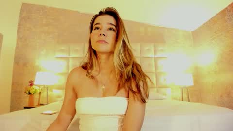 LEZY online show from 02-12-26, 07:42