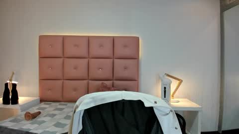 lhiamfitt online show from 09-25-25, 06:33