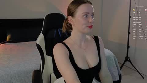 Linda my FANSLY  red fury online show from 09-15-25, 12:32