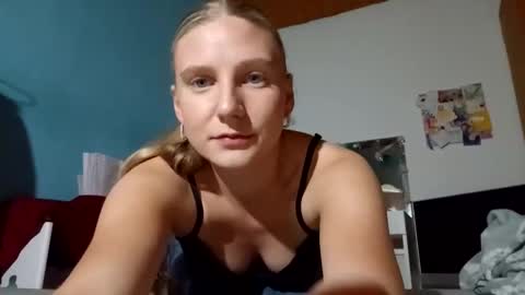 lia06_ online show from 10-03-25, 06:05