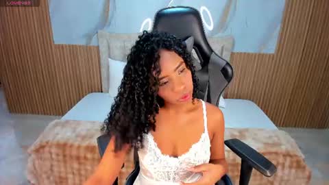 lia_16_ online show from 07-28-26, 11:05