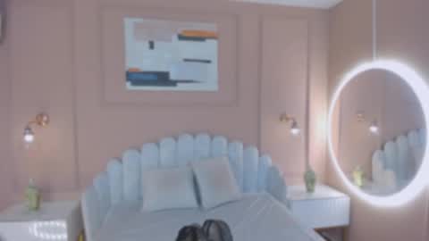 Snapshot of lia_ass chatting on 01-10-25, 10:17 Liss 3 online show from 01-10-25, 10:17