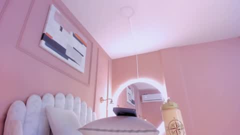 Snapshot of lia_ass chatting on 01-11-25, 04:25 Liss 3 online show from 01-11-25, 04:25