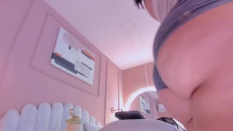 Snapshot of lia_ass chatting on 01-14-25, 04:29 Liss 3 online show from 01-14-25, 04:29