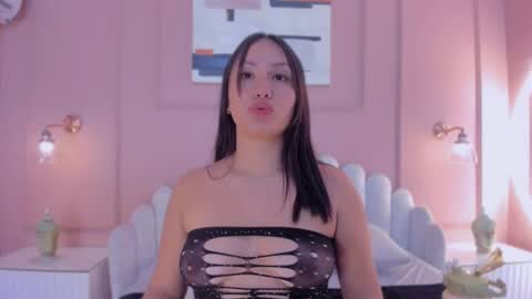 Snapshot of lia_ass chatting on 01-19-25, 04:25 Liss 3 online show from 01-19-25, 04:25