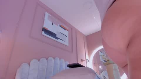 Snapshot of lia_ass chatting on 02-08-25, 04:25 Liss 3 online show from 02-08-25, 04:25