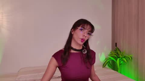 Lia online show from 05-01-26, 05:12