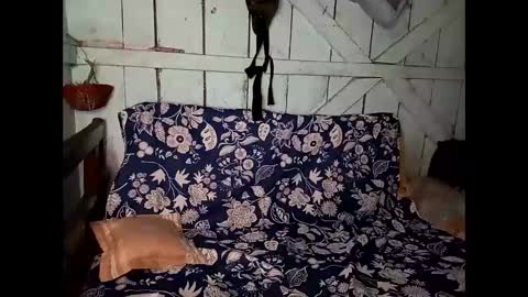 Lia online show from 01-08-25, 10:06