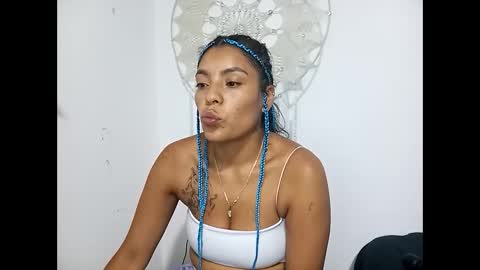 Lia online show from 09-30-25, 07:57