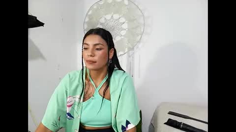 Lia online show from 10-06-25, 05:16