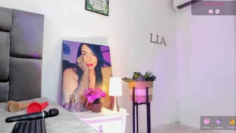 Lia Jhonson online show from 06-03-26, 02:33