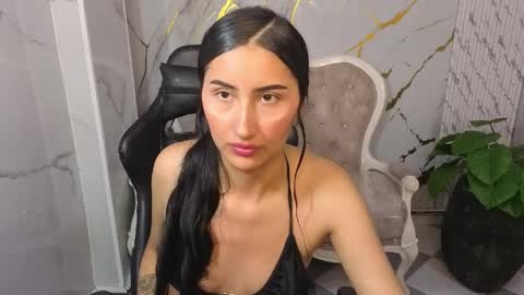 lia online show from 04-17-26, 08:12