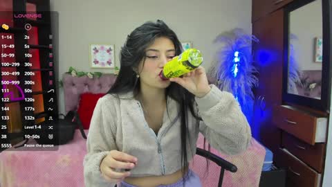 lia online show from 12-16-24, 08:05