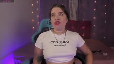 lia_little18 online show from 02-06-25, 03:37