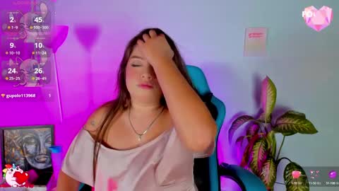 lia_little18 online show from 09-23-25, 05:10