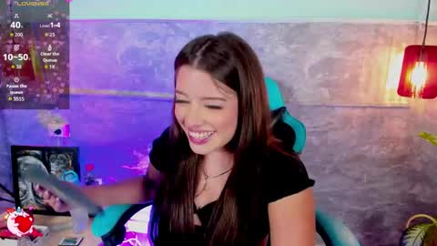 lia_little18 online show from 10-27-25, 04:16