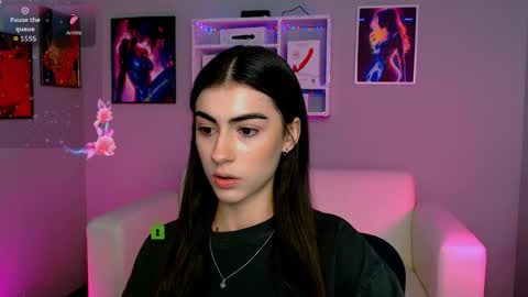 Snapshot of lia_make_love chatting on 10-17-25, 09:12 lia_make_love online show from 10-17-25, 09:12