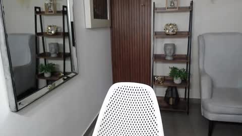 LIA online show from 12-14-25, 11:04