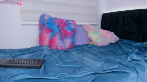 Little Queen Lia  online show from 02-06-25, 02:00